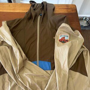 Columbia National Parks Edition Men's M Flashback Windbreaker Jacket Zion Patch